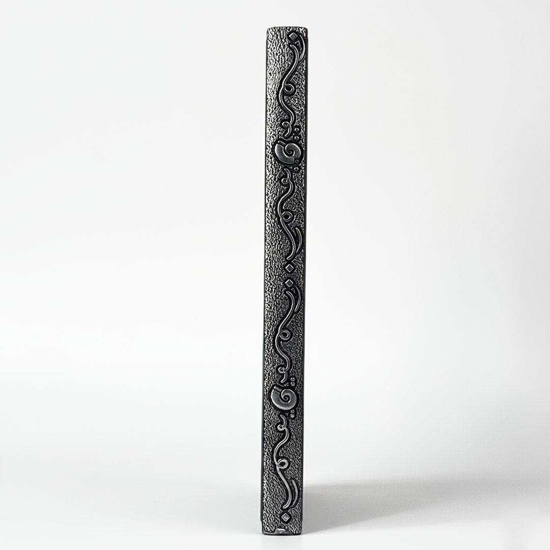 Oceanic Dreams – Underwater Sea 3D Embossed Vintage Leather Journal Notebook with Golden Diamond Ball Pen (Limited Edition)
